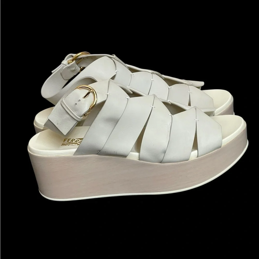 SALVATORE FERRAGAMO EUGENIA PLATFORM SADDLE SOFT LEATHER SANDALS 10C